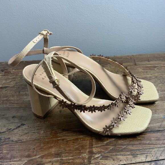 a new day Shoes - A. New. Day Rattan Flower strappy shoes size 6.5